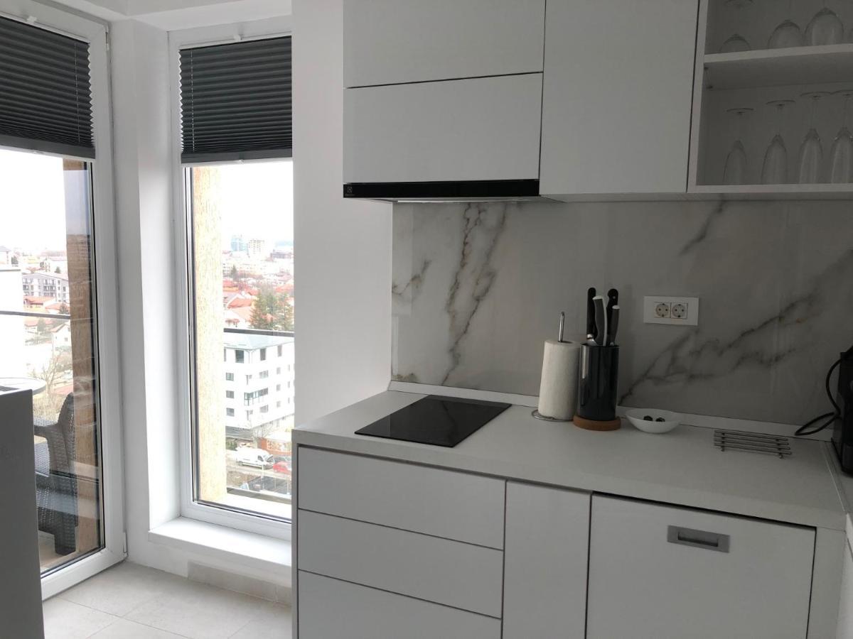 Luxury Westpark 2-Room Apartment Lakeview W5 بوخارست المظهر الخارجي الصورة