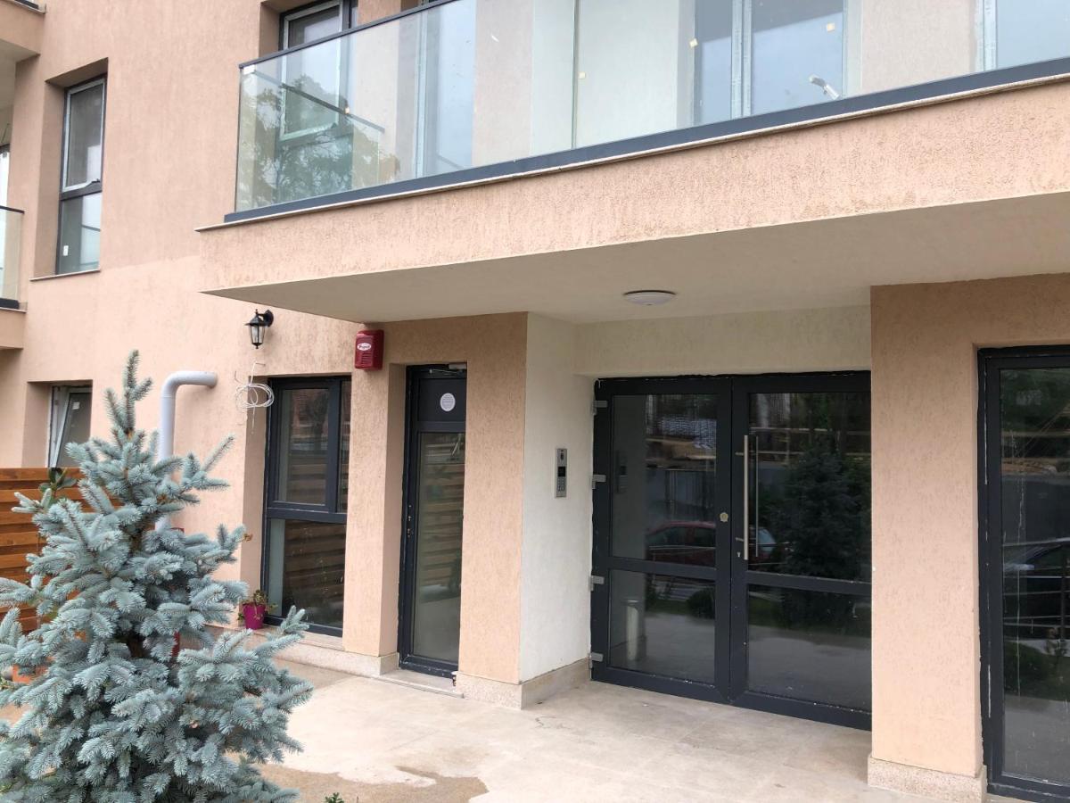 Luxury Westpark 2-Room Apartment Lakeview W5 بوخارست المظهر الخارجي الصورة
