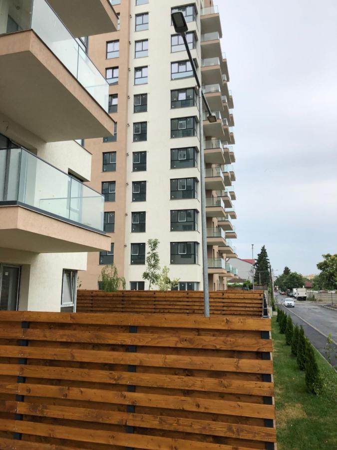 Luxury Westpark 2-Room Apartment Lakeview W5 بوخارست المظهر الخارجي الصورة